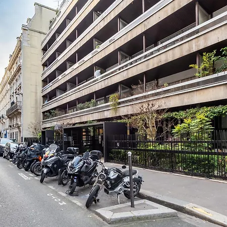 Апартаменты Mid-term L Parc Monceau - Ac & Rooftop *