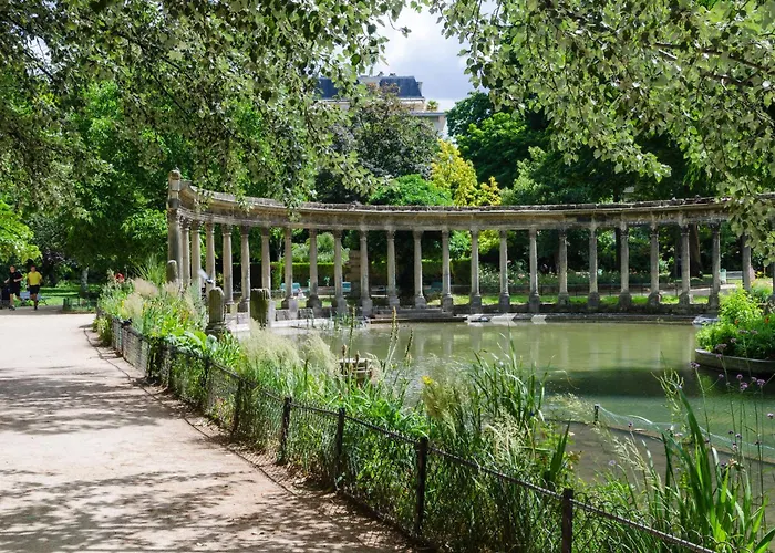 아파트 Mid-term L Parc Monceau - Ac & Rooftop 파리