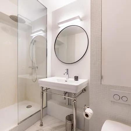 Apartment Mid-term L Parc Monceau - Ac & Rooftop Paris